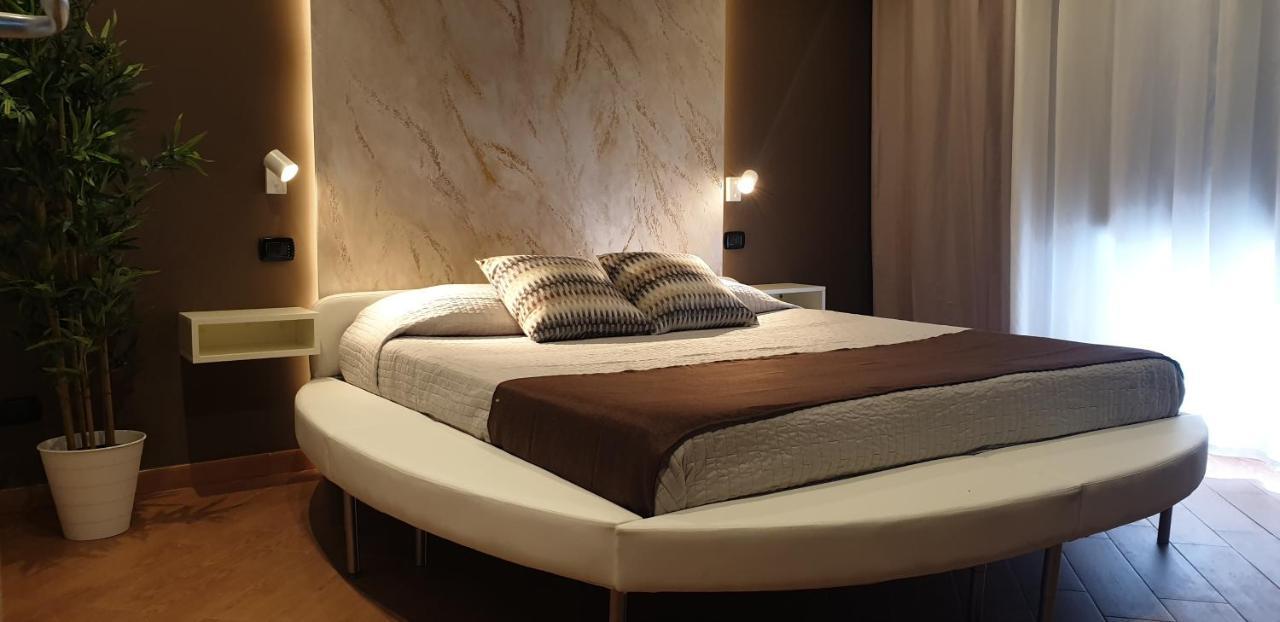 Th Luxury Fly * Catania